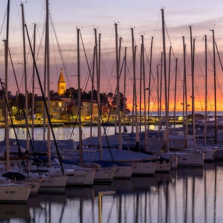 Boutique Hotel Nautica - Spa & Wellness, Free Parking, Pet Friendly Novigrad  ภายนอก รูปภาพ