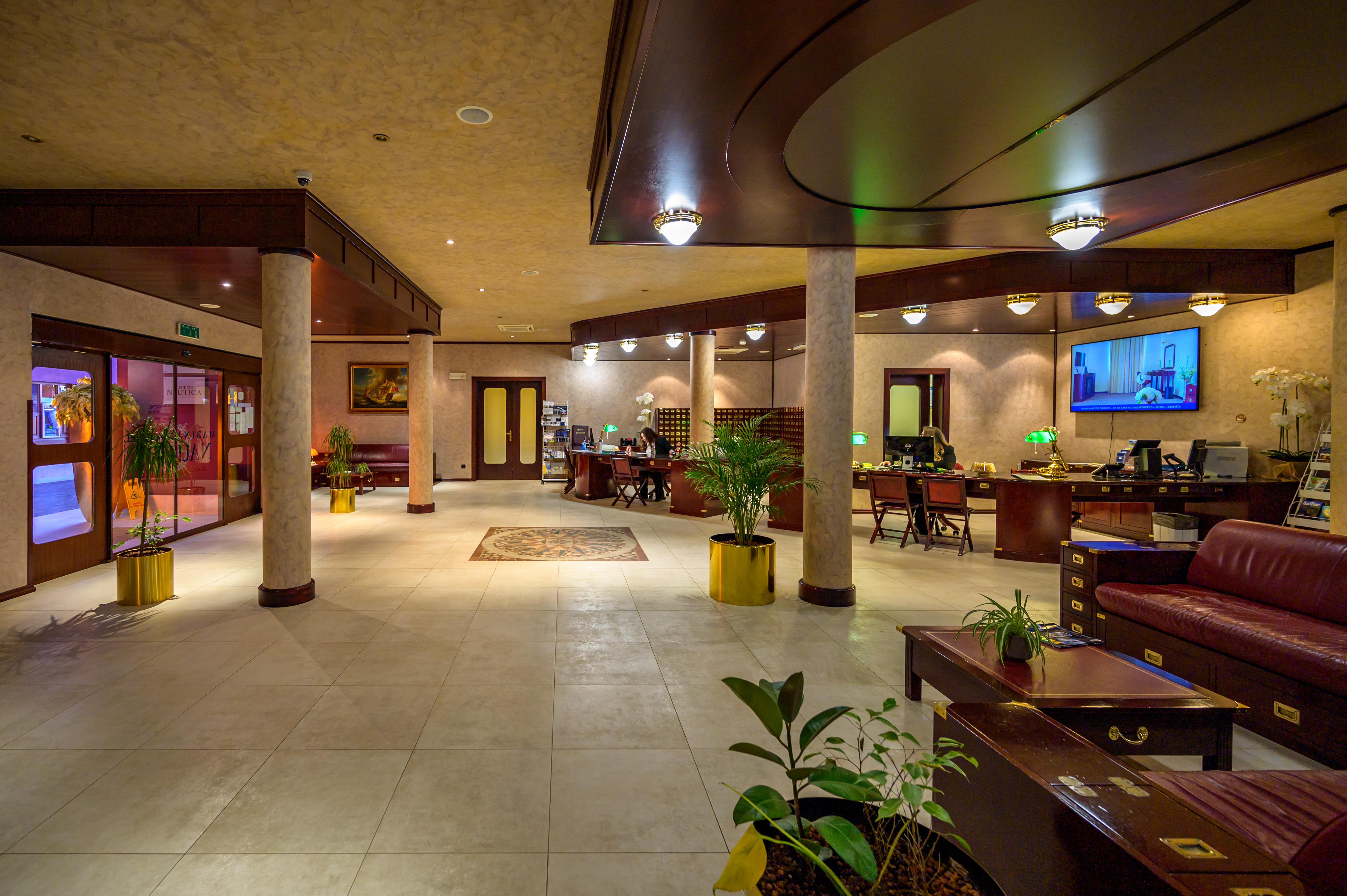 Boutique Hotel Nautica - Spa & Wellness, Free Parking, Pet Friendly Novigrad  ภายนอก รูปภาพ