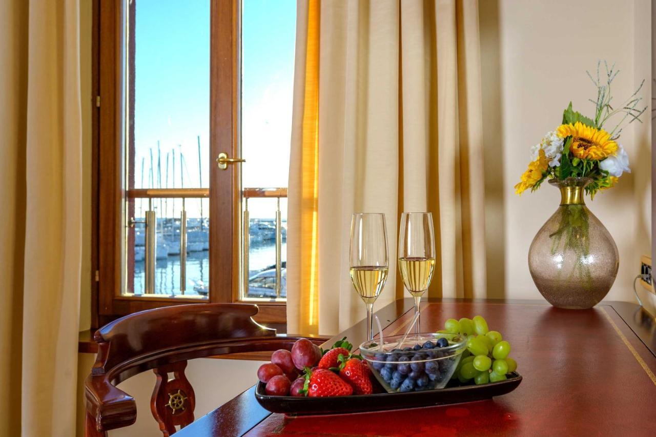 Boutique Hotel Nautica - Spa & Wellness, Free Parking, Pet Friendly Novigrad  ภายนอก รูปภาพ