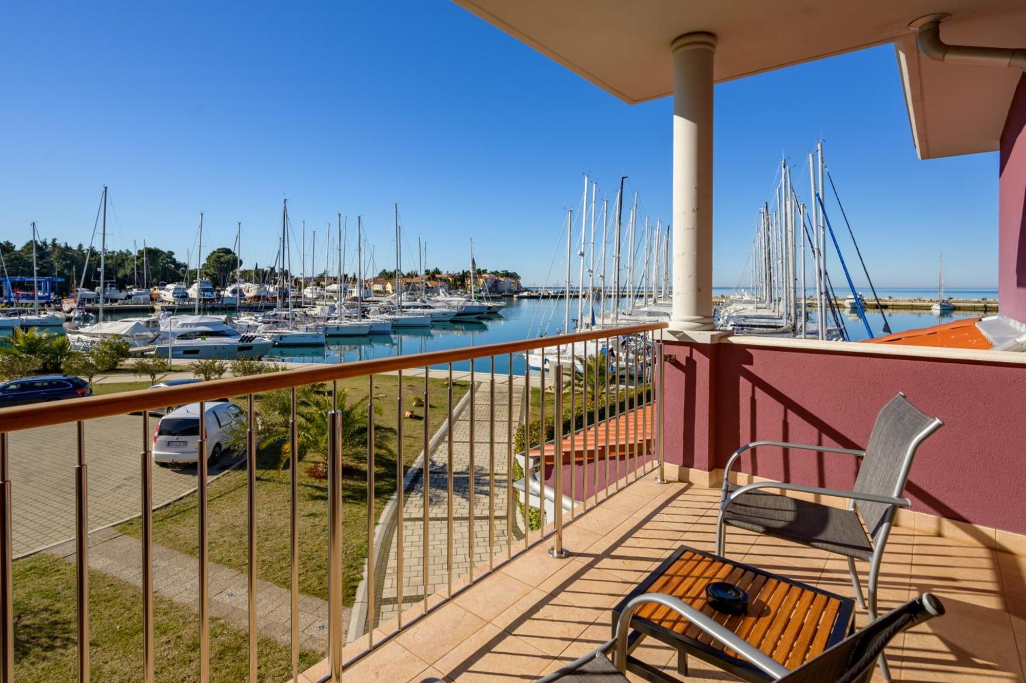 Boutique Hotel Nautica - Spa & Wellness, Free Parking, Pet Friendly Novigrad  ภายนอก รูปภาพ