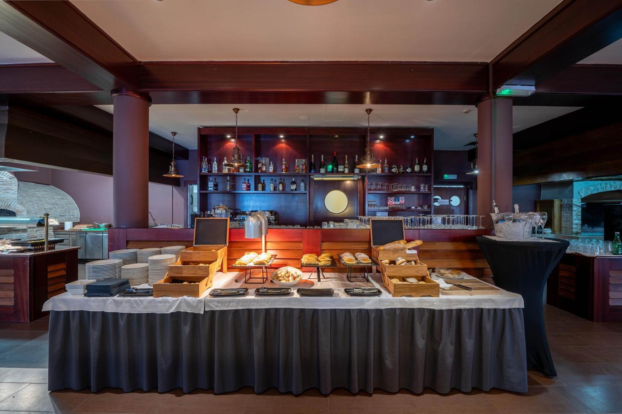 Boutique Hotel Nautica - Spa & Wellness, Free Parking, Pet Friendly Novigrad  ภายนอก รูปภาพ
