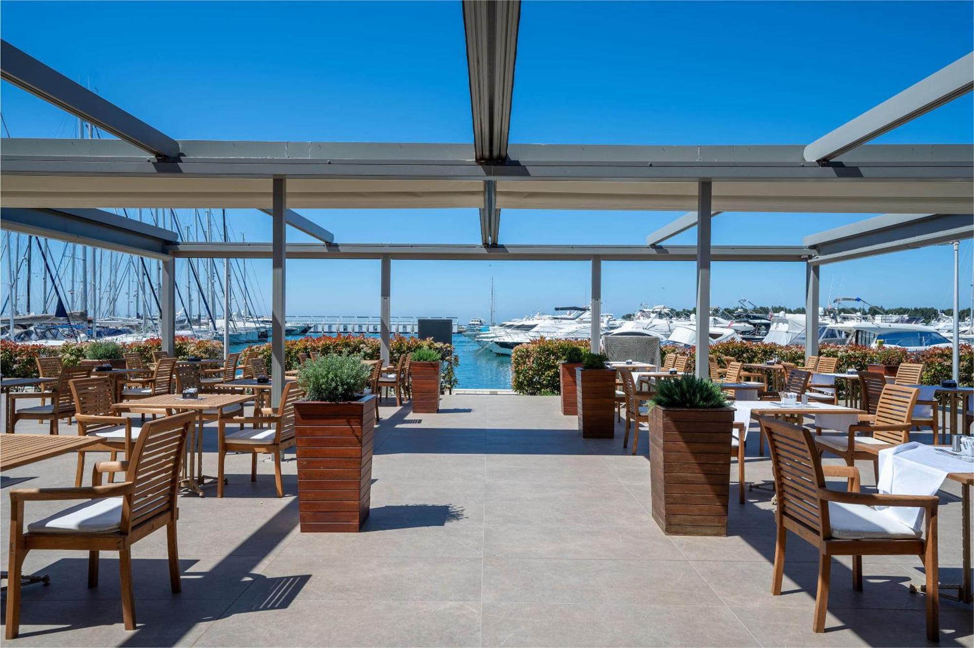 Boutique Hotel Nautica - Spa & Wellness, Free Parking, Pet Friendly Novigrad  ภายนอก รูปภาพ